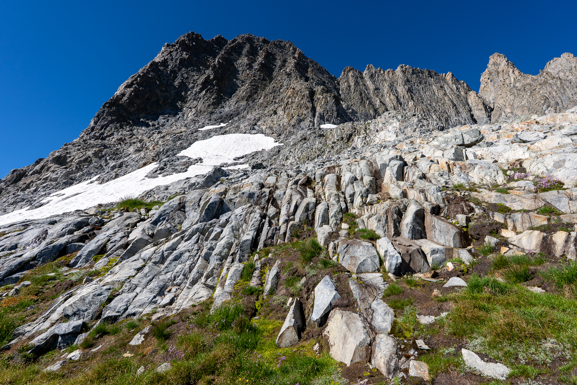 Clyde Minaret via Rock Route