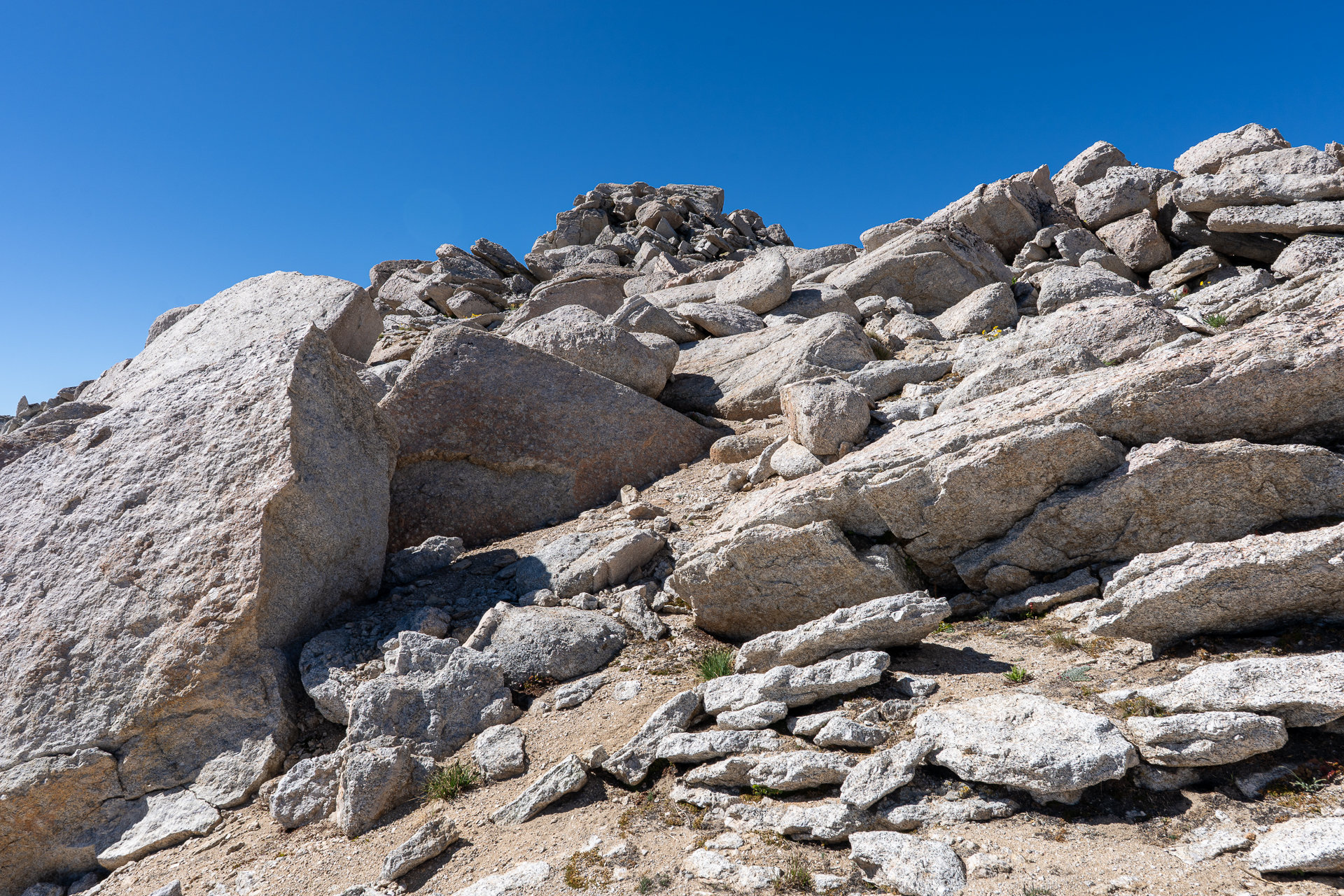 Mount Conness and White Mountain