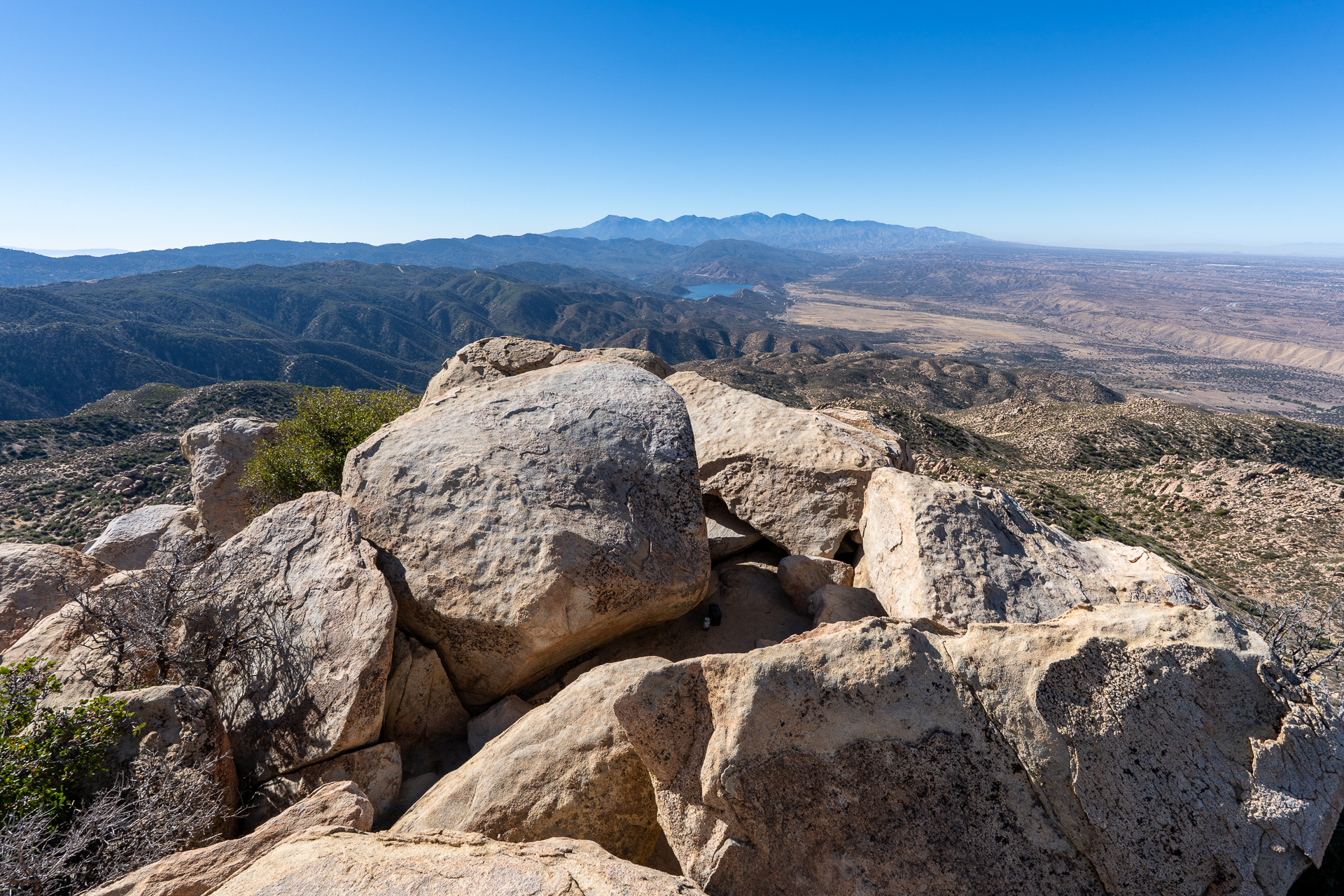 The Pinnacles and Peak 5678